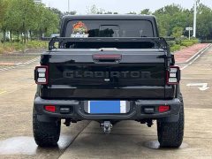 Jeep Gladiator 3.6L Pioneer Edition - ფოტო 5