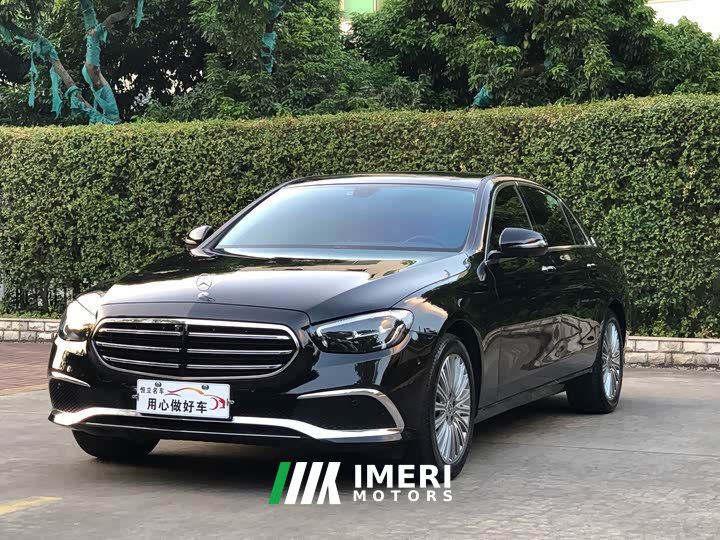 Mercedes-Benz E-Class Facelift E 300 L Fashion Edition