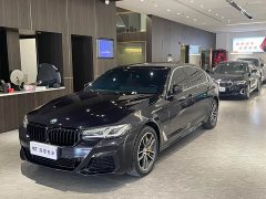BMW 5 Series 525Li M Sport Package - ფოტო 1