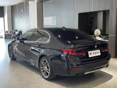 BMW 5 Series 525Li M Sport Package - ფოტო 5