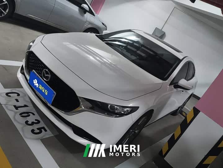 Mazda3 Axela 2.0L Automatic Elegant Edition