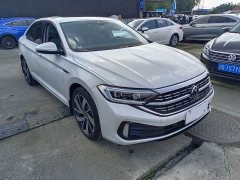 Volkswagen Sagitar 300TSI DSG Excellence Edition - ფოტო 3