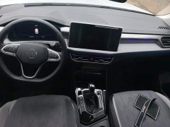 Volkswagen Taos 330TSI FWD R-Line High Performance Edition - ფოტო 12