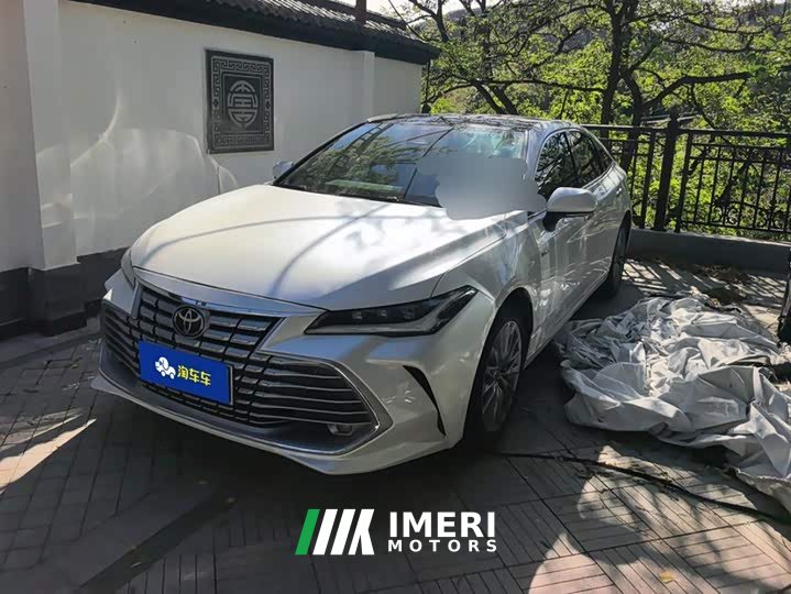 Toyota Avalon Hybrid 2.0L Luxury
