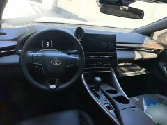 Toyota Avalon Hybrid 2.0L Luxury - ფოტო 12