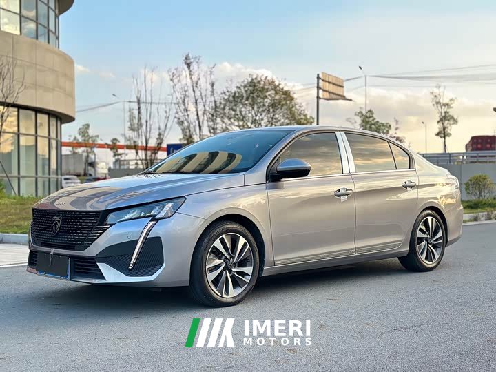 Voyah Peugeot 408 1.6T Chase Light Edition