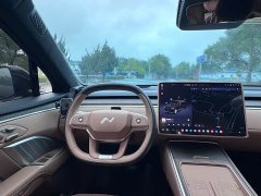 Nio Lerado L90 Max Six-Seater - ფოტო 14