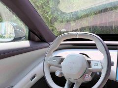 Xiaomi YU7 Rear-Wheel Drive Long-Range Edition - ფოტო 4