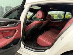 BMW 5 Series 525Li M Sport Package - ფოტო 6