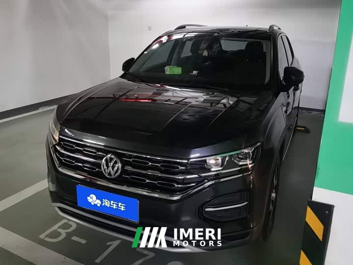 Volkswagen Taos 330TSI FWD Luxury Smart Connected Edition