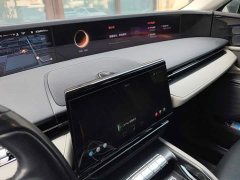 Lincoln Navigator 2.0T AWD Prestige - ფოტო 13