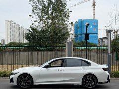 BMW 3 Series 325Li M Sport Package - ფოტო 4