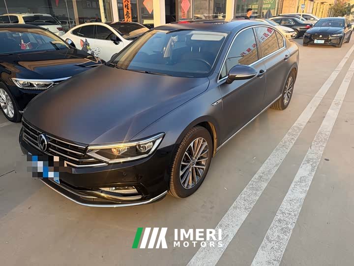 Volkswagen Magotan 330TSI DSG Luxury - ავტომობილი ჩინეთიდან