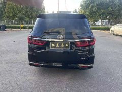 Honda Odyssey 2.0L e:HEV Sharp Prestige Edition - ფოტო 5