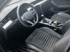 Volkswagen Magotan 330TSI DSG Advance - ფოტო 15