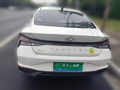 Hyundai Elantra 1.5L CVT Luxury - ფოტო 3