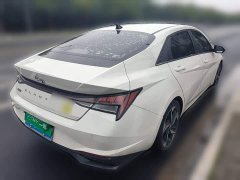 Hyundai Elantra 1.5L CVT Luxury - ფოტო 4