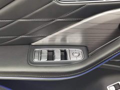FAW Red Flag HS7 PHEV 2.0T PHEV AWD Flagship Comfort 6-Seater - ფოტო 9