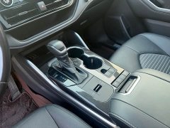 Toyota Crown Venza 2.5L HEV AWD Luxury - ფოტო 6