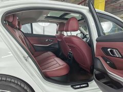 BMW 3 Series 320Li M Sport Package - ფოტო 16