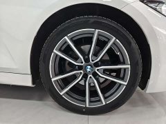 BMW 3 Series 320Li M Sport Package - ფოტო 4