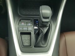 Toyota RAV4 2.0L CVT FWD Style Edition - ფოტო 13