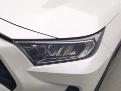 Toyota RAV4 2.0L CVT FWD Style Edition - ფოტო 7