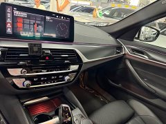 BMW 5 Series (Imported) 525i M Sport Package - ფოტო 14