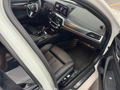 BMW 5 Series (Imported) 525i M Sport Package - ფოტო 17