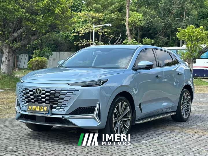 Changan UNI-K 2.0T Luxury - ავტომობილი ჩინეთიდან
