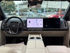 Li Auto L6 Pro Smart Refresh Edition - ფოტო 14