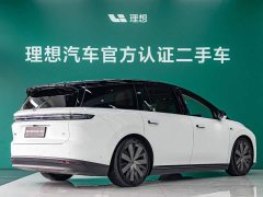 Li Auto i8 Standard Edition - ფოტო 4