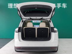 Li Auto i8 Standard Edition - ფოტო 6