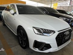 Audi A4L 40 TFSI Fashion Dynamic - ფოტო 1