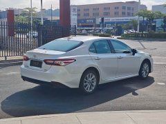 Toyota Camry 2.0G Luxury - ფოტო 13