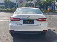 Toyota Camry 2.0G Luxury - ფოტო 14