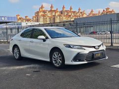 Toyota Camry 2.0G Luxury - ფოტო 3