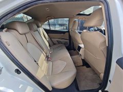Toyota Camry 2.0G Luxury - ფოტო 8