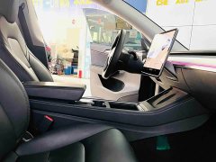 Tesla Model Y Long Range All-Wheel Drive - photo 6