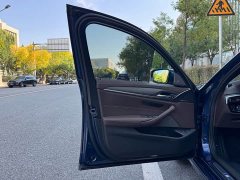 BMW 5 Series 530Li Premier M Sport Package - ფოტო 11