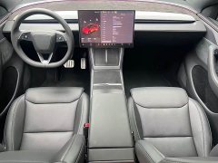 Tesla Model Y L Long Range All-Wheel Drive - ფოტო 9