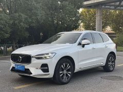 Volvo XC60 B5 AWD Smart Luxury Edition - ფოტო 1