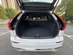 Volvo XC60 B5 AWD Smart Luxury Edition - ფოტო 15