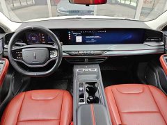 Lincoln Z 2.0T Premium Edition - ფოტო 5