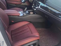 BMW 5 Series 525Li M Sport Package - ფოტო 4