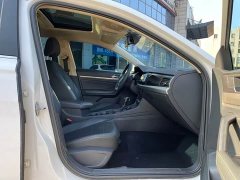 Volkswagen Lavida 1.5L Automatic Comfort - ფოტო 11