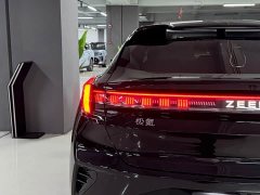Zeekr 001 95kWh Dual Motor Max - ფოტო 14
