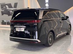 Denza D9 DM-i 980 Four-Wheel Drive Premium - ფოტო 10