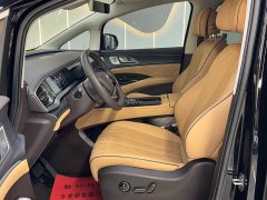 Denza D9 DM-i 980 Four-Wheel Drive Premium - ფოტო 14