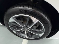 Audi A4L 40 TFSI Life Enjoyment Edition - ფოტო 5